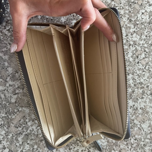 Kate Spade Staci Large Zip Around Continental Wallet - Picture 3 of 8